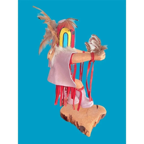 Kachina Doll Feathers Cheif E.G. Signed One Foot Up No Face Native Tribe - Picture 5 of 6